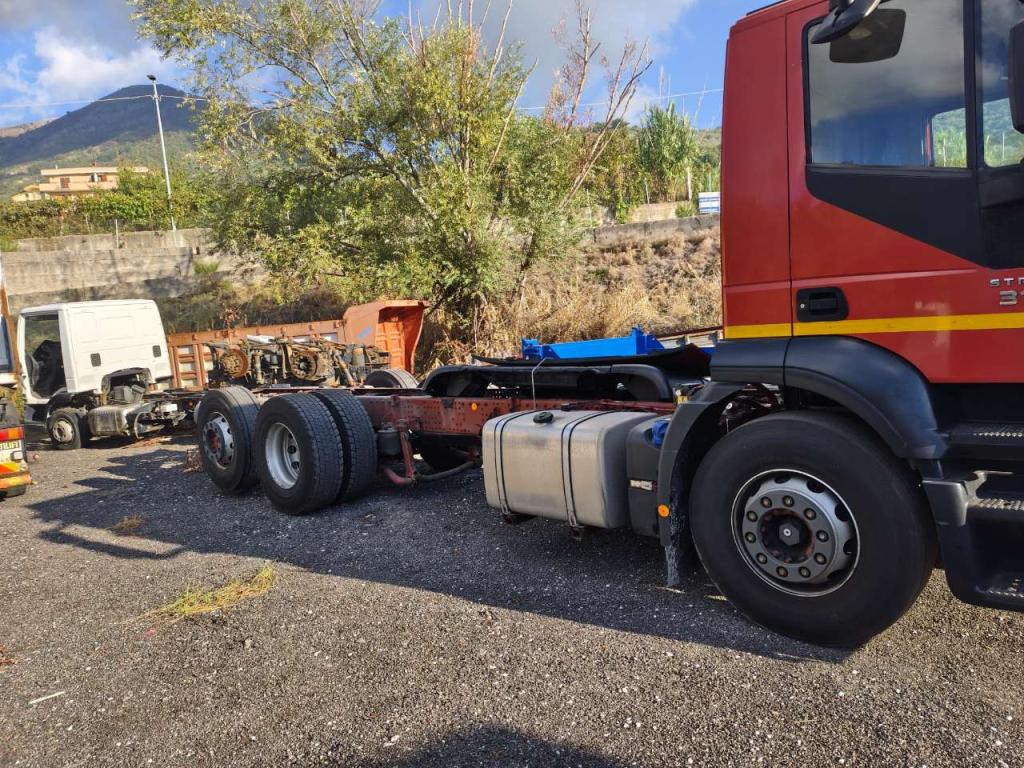 Iveco STRALIS HI-STREET 260S31 Photo 17