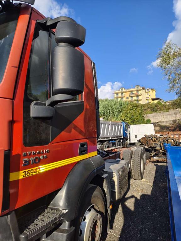 Iveco STRALIS HI-STREET 260S31 Photo 7