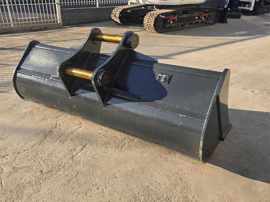 Emme Service F 310 Photo 2