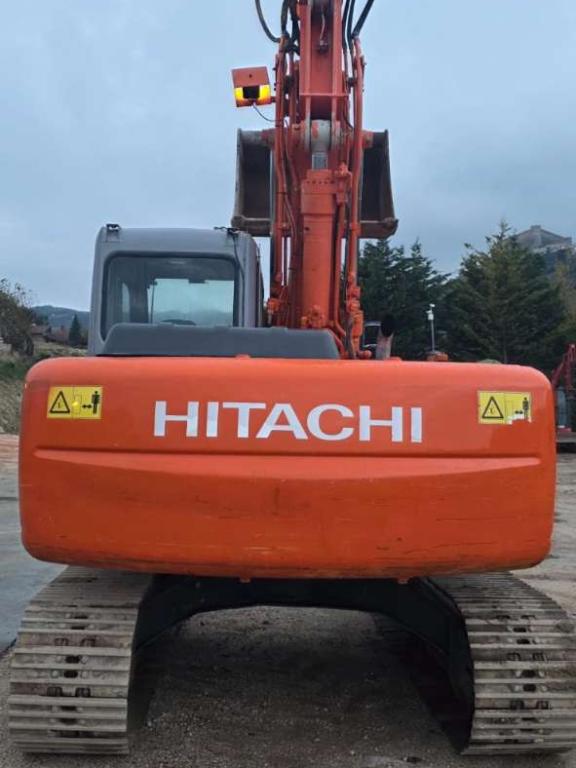 Hitachi ZX130 Photo 4