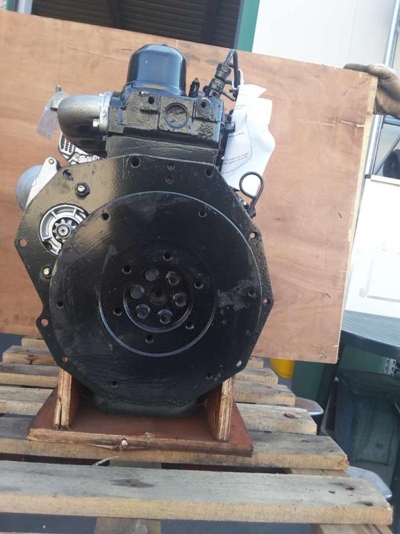 Kubota V1505 Photo 1