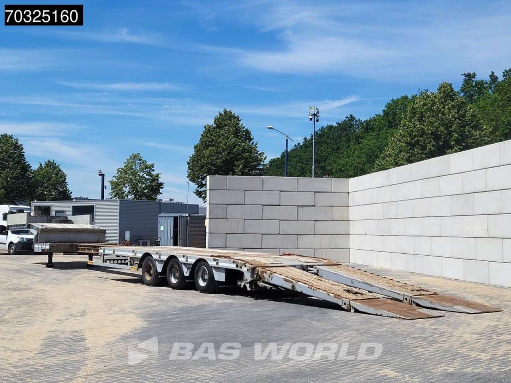 Faymonville F-S43-1AAF 3 axles Extendable 2xSteering Axle Ramps Photo 12