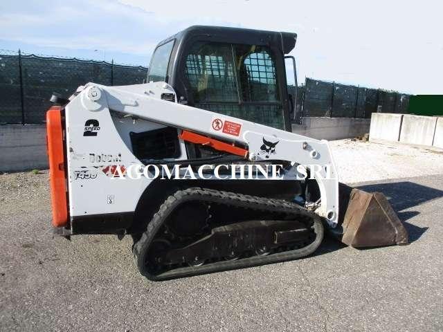 Bobcat T450 Photo 8