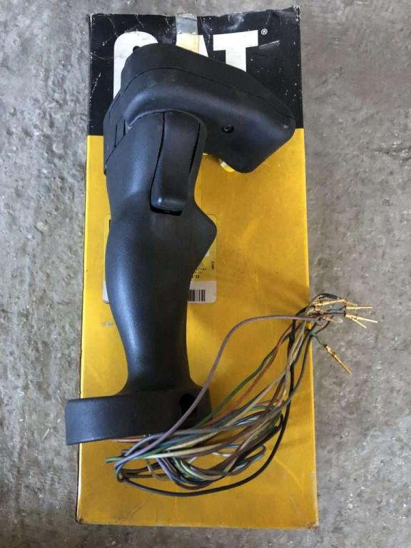 Caterpillar 2323817 Photo 1