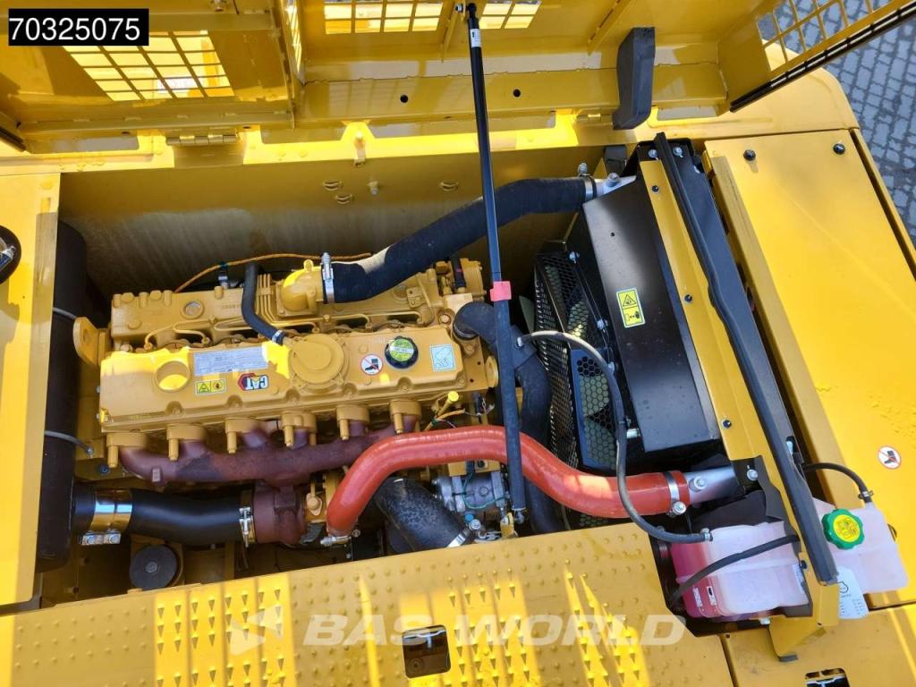Caterpillar 324 Photo 19