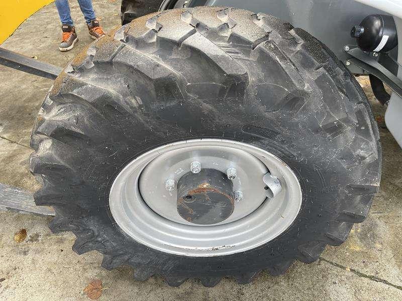 Kramer 5055 E Photo 17