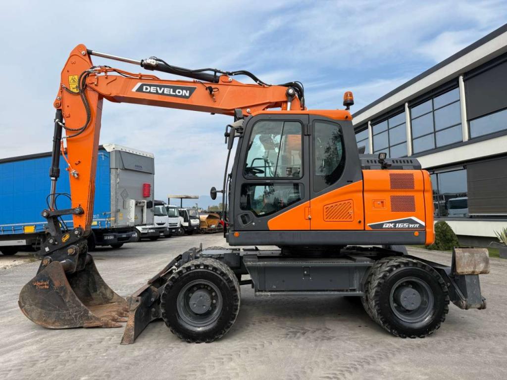 Develon DX165 WR-7 Photo 1