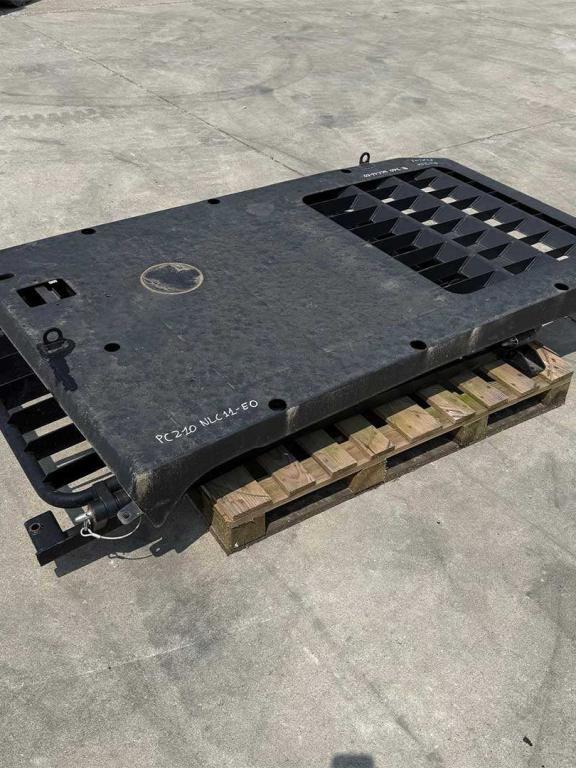 Gril pour Komatsu PC210-11 Photo 3