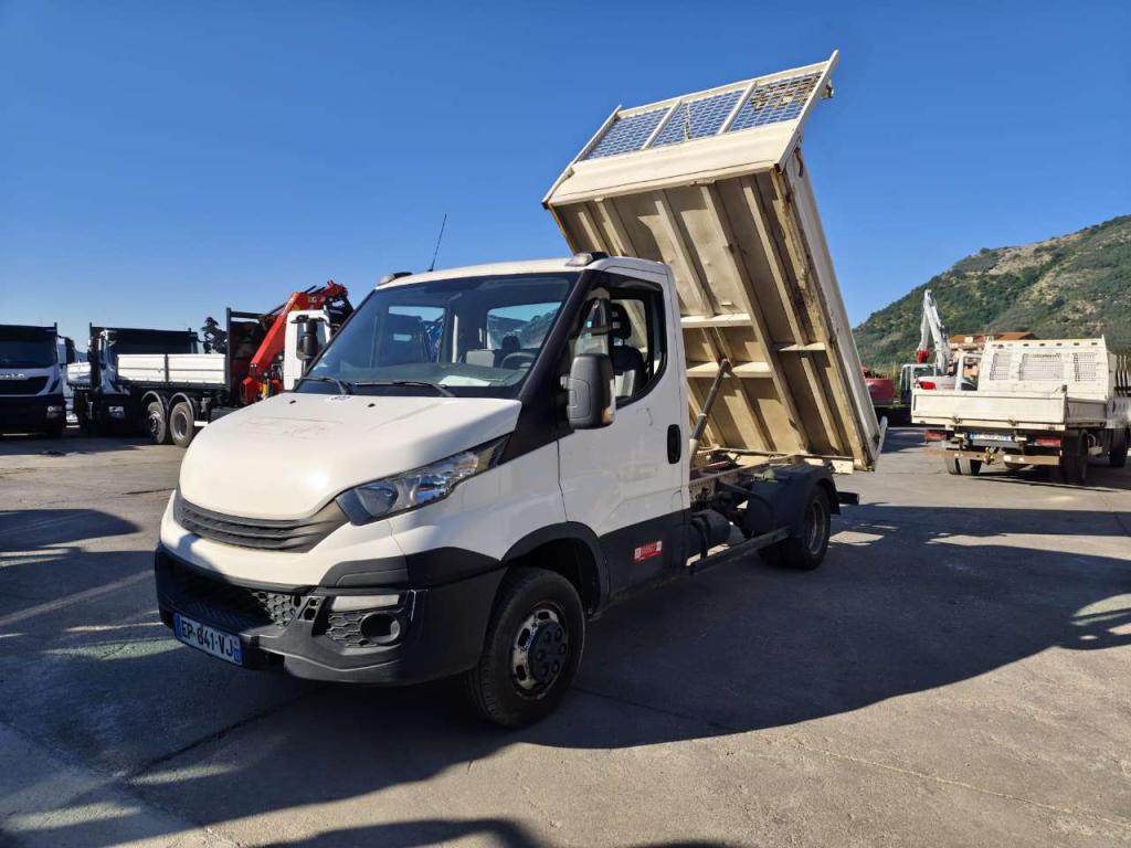 Iveco DAILY 35-120 Photo 12