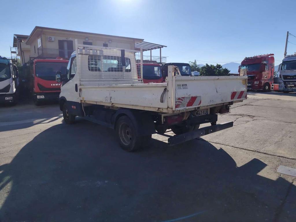 Iveco DAILY 35-120 Photo 21