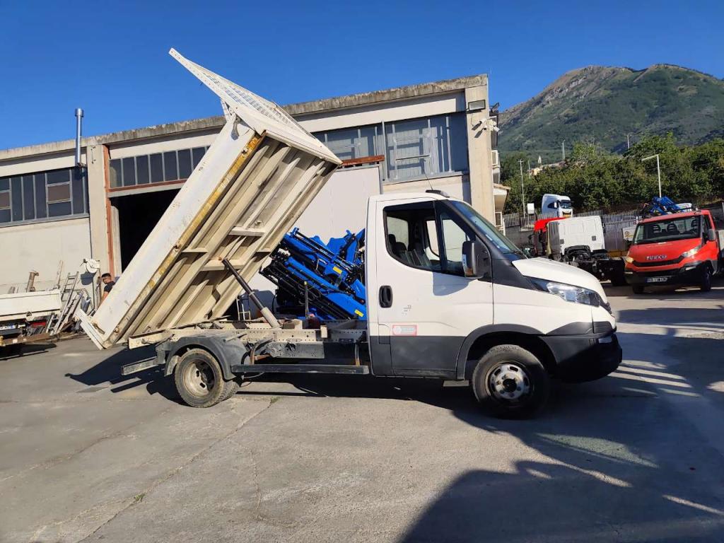 Iveco DAILY 35-120 Photo 5