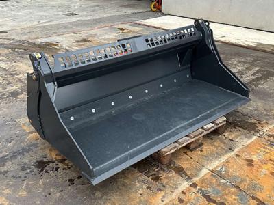 M4 Godet 4x1 en vente par Massucco T. Srl Area Ricambi