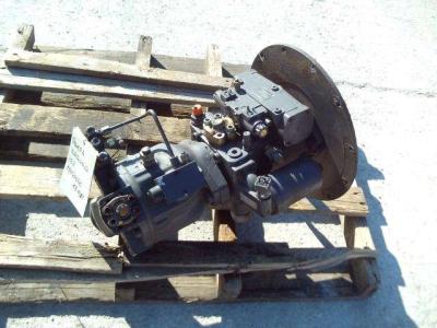 Pompe hydraulique pour Mecalac 12MXT en vente par OLM 90 Srl