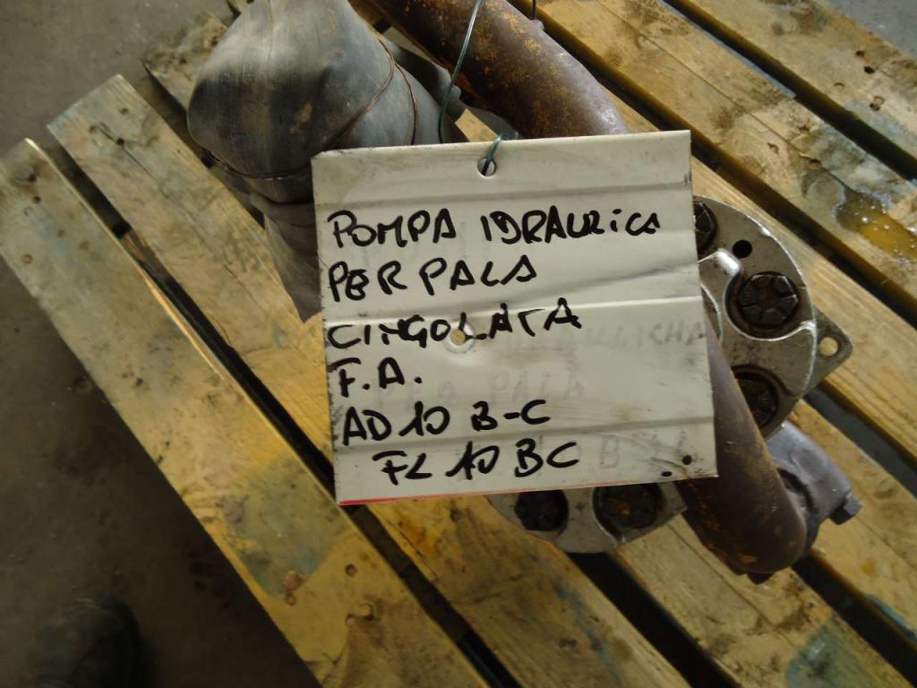 Pompe hydraulique pour Fiat Allis AD10B  - FL10B Photo 4
