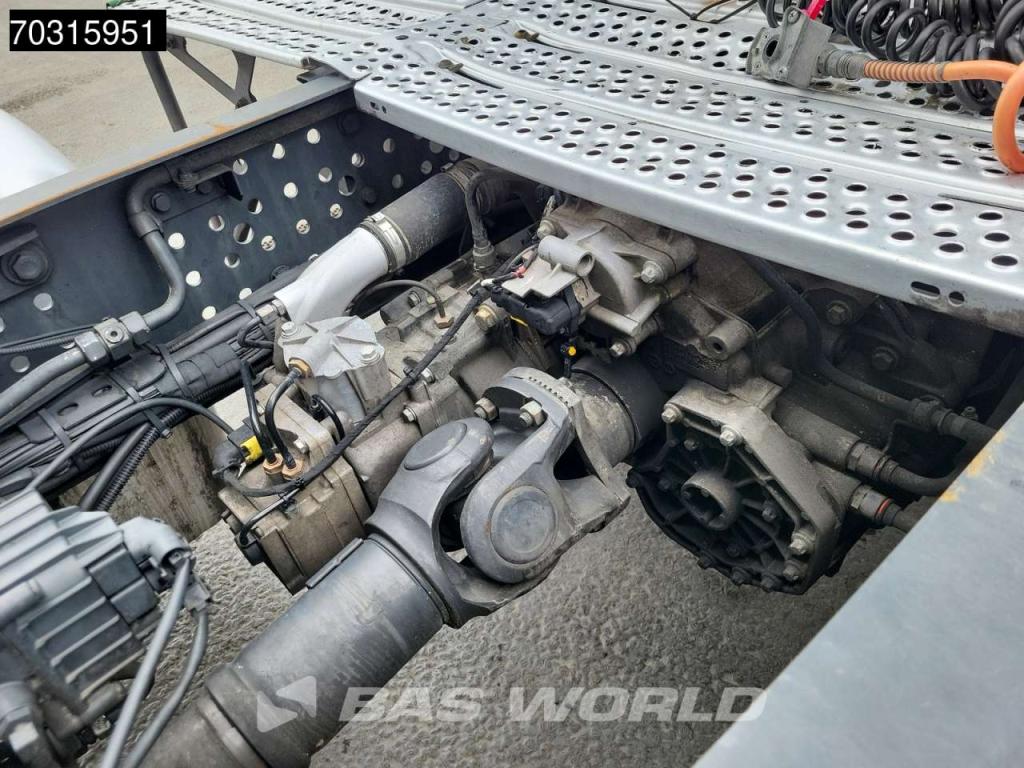 Mercedes-Benz Actros 1843 4X2 ClassicSpace Retarder Photo 8