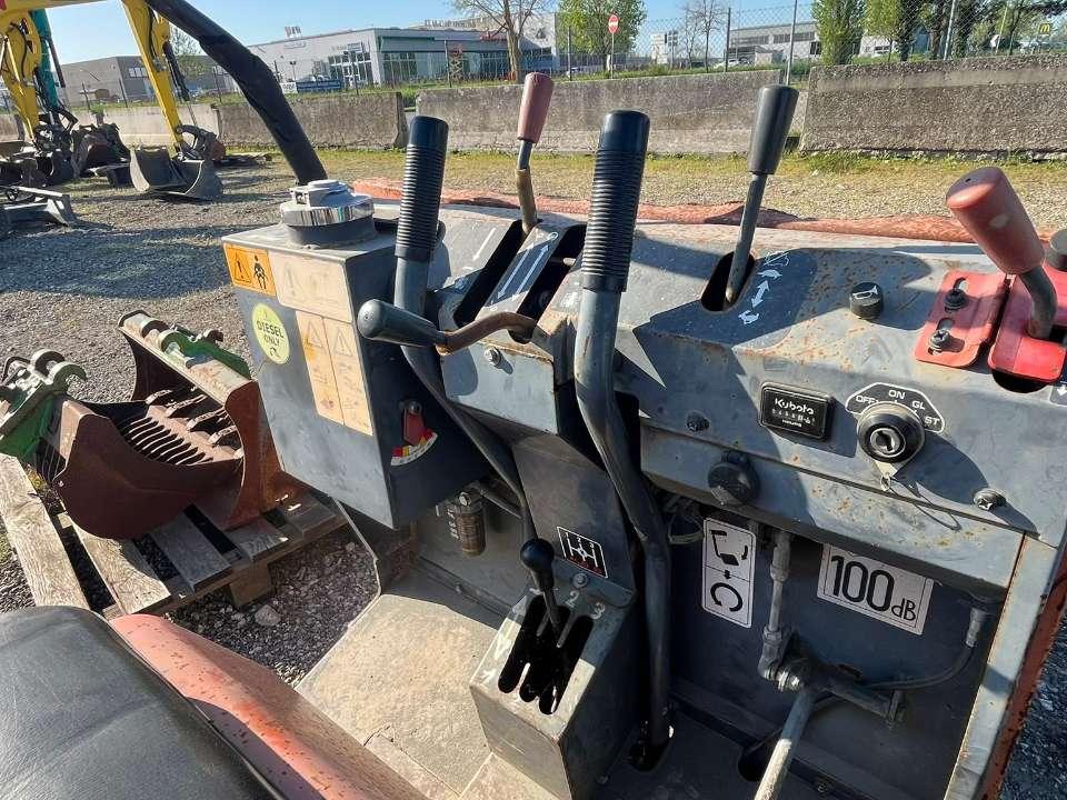 Kubota KC70 Photo 3