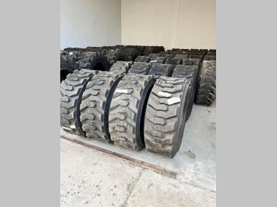 Pneu pour Bobcat en vente par Comai Spa