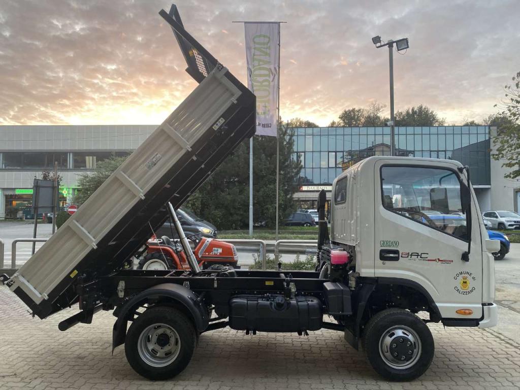 Durso TRANSPORTER AGRICOLO JAC 65 HFC 1035 4WD Photo 5
