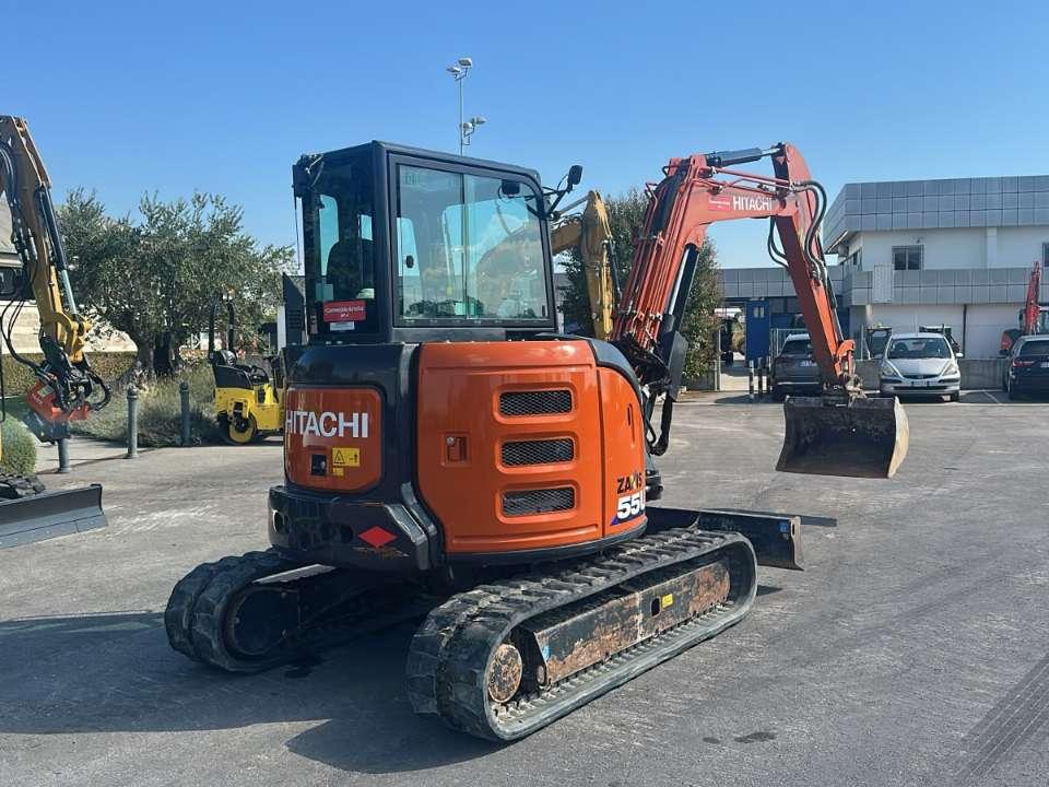 Hitachi ZX 55U - 6 Photo 3