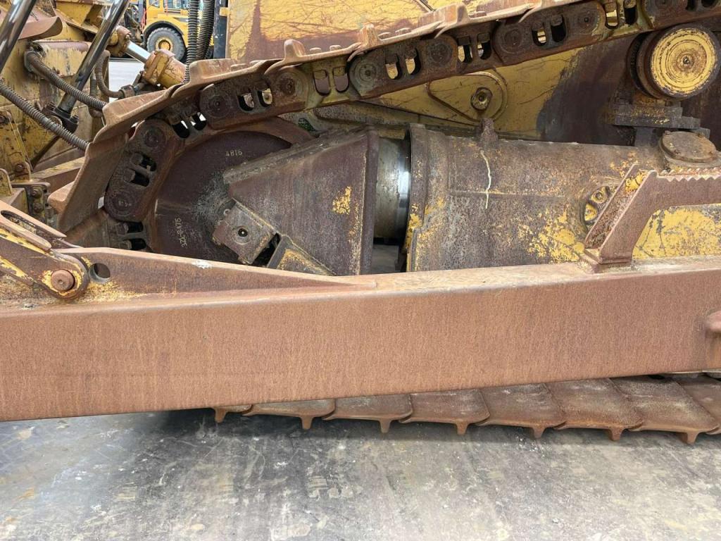 Caterpillar D6T LGP Photo 10