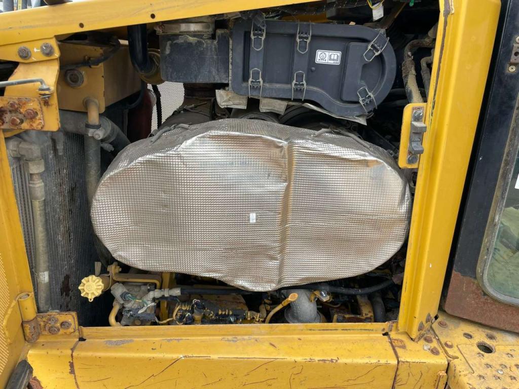 Caterpillar D6T LGP Photo 27