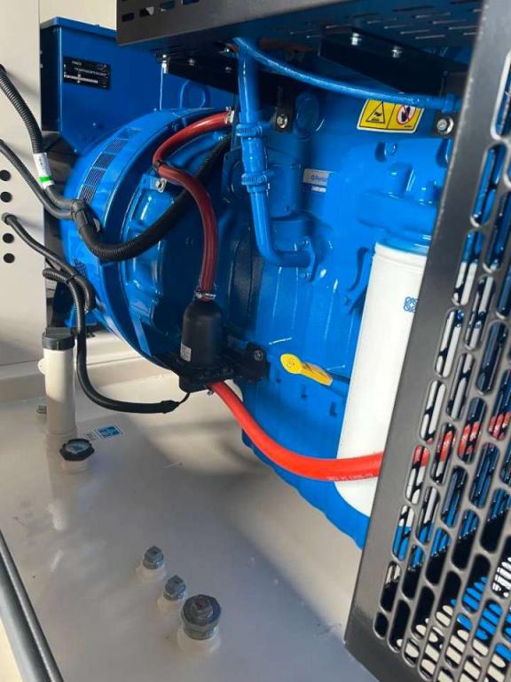 FG Wilson P300-5 - 300 kVA Genset - DPX-16015 Photo 11