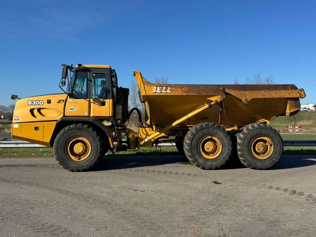 Bell B30D Photo 2