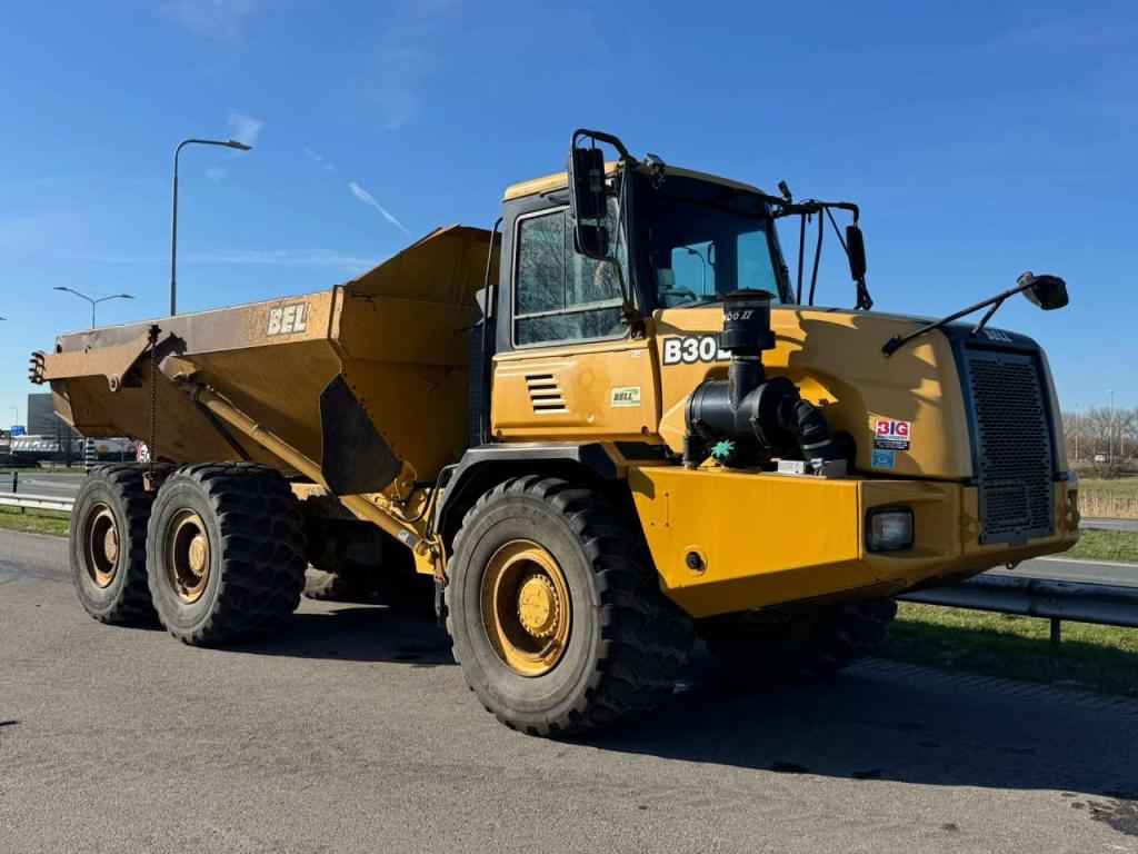 Bell B30D Photo 7