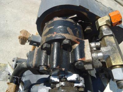 Pompe hydraulique pour Fiat Hitachi W130 en vente par OLM 90 Srl