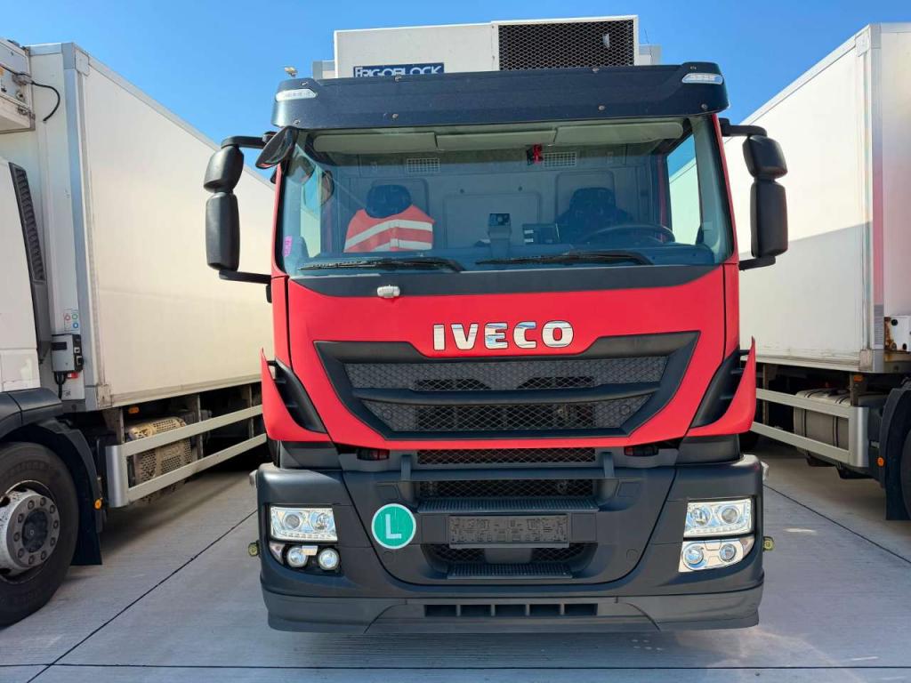 Iveco STRALIS HI-STREET 260S31 Photo 11