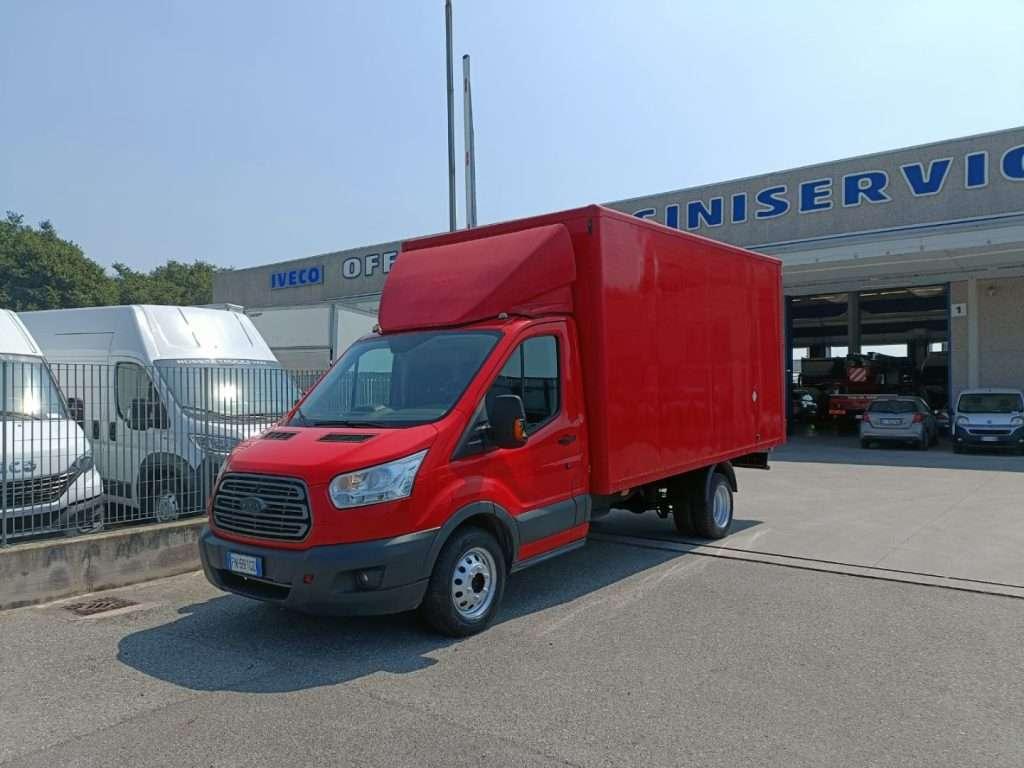 Ford Transit Photo 3