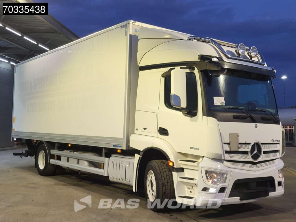 Mercedes Actros 1835 Actros 4X2 Full-Air Automatic Euro 6 2t Tailgate Photo 6