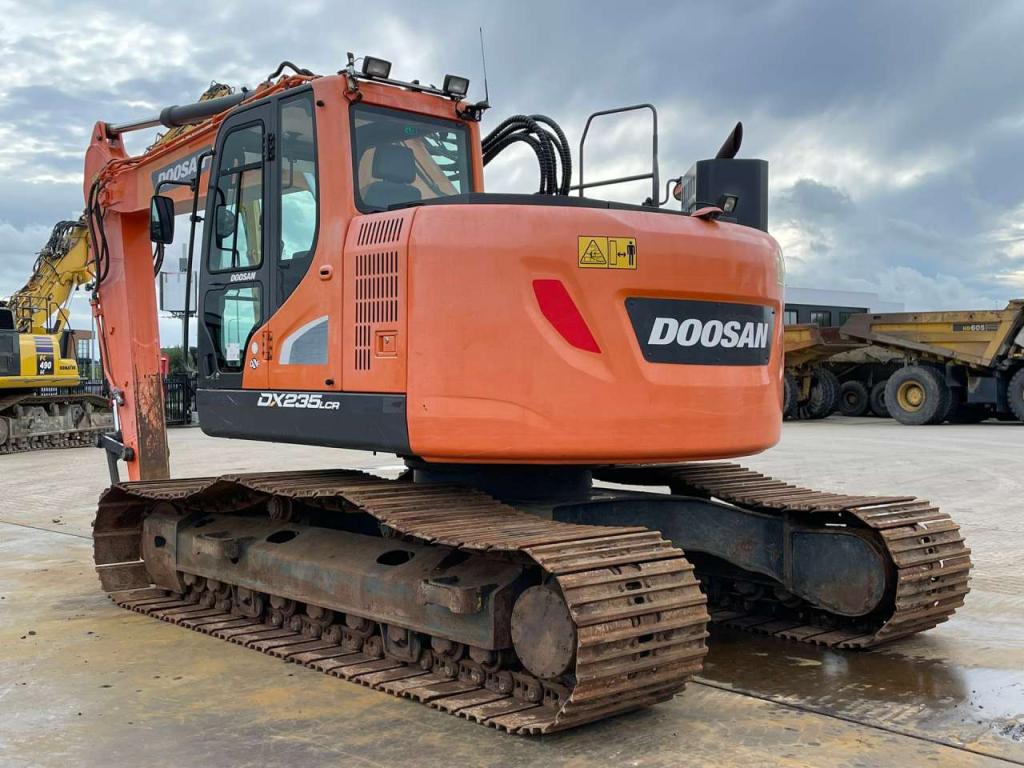 Doosan DX235LCR-5 Photo 3