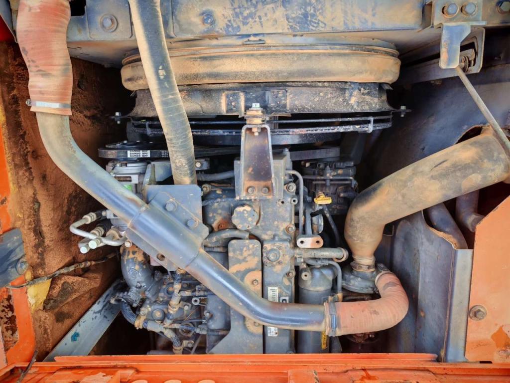 Hitachi ZX160LCN-3 Photo 4
