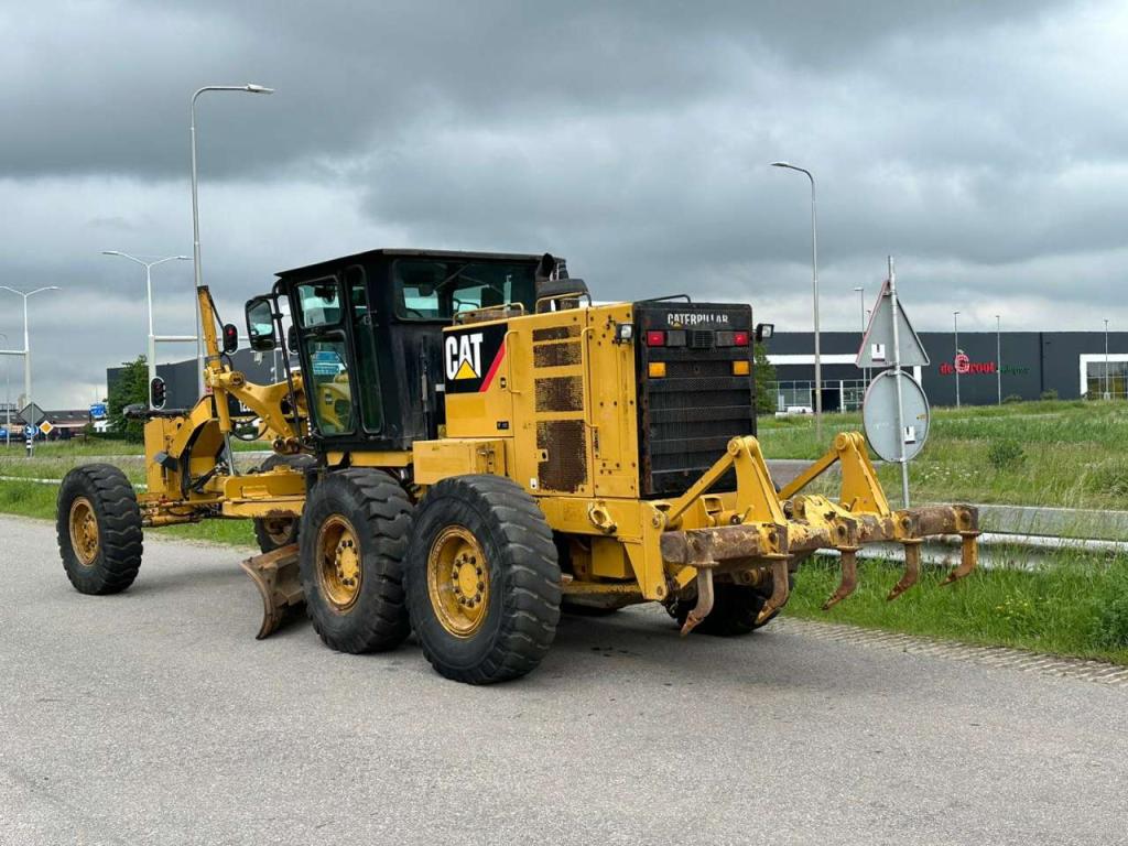 Caterpillar 120K Motor Grader Photo 3