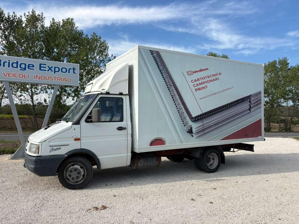 Iveco TURBO DAILY 35C10 furgonato Photo 13