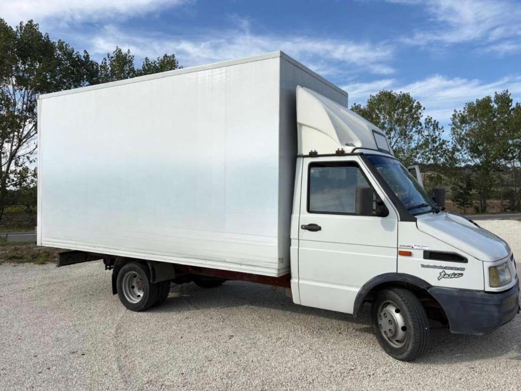Iveco TURBO DAILY 35C10 furgonato Photo 3