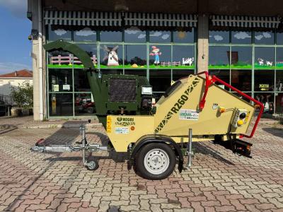 Negri R 260 - CARRELLATO STRADALE - MOTORE KUBOTA - CATENARIA DENTATA en vente par Giordano Srl