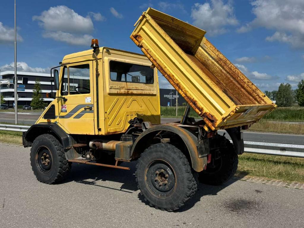 Mercedes-Benz Unimog U140 Photo 11