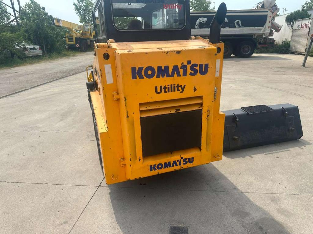 Komatsu SK Photo 10