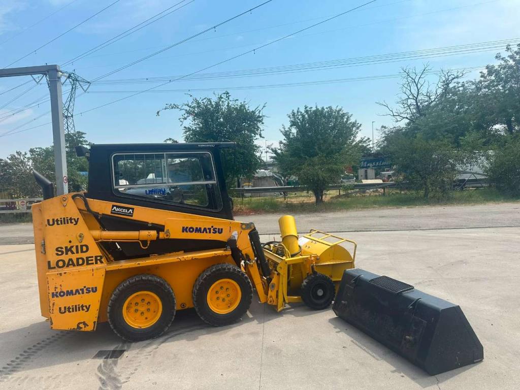 Komatsu SK Photo 2