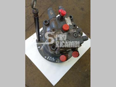 Moteur de rotation de la tourelle pour New Holland E 215 en vente par PRV Ricambi Srl