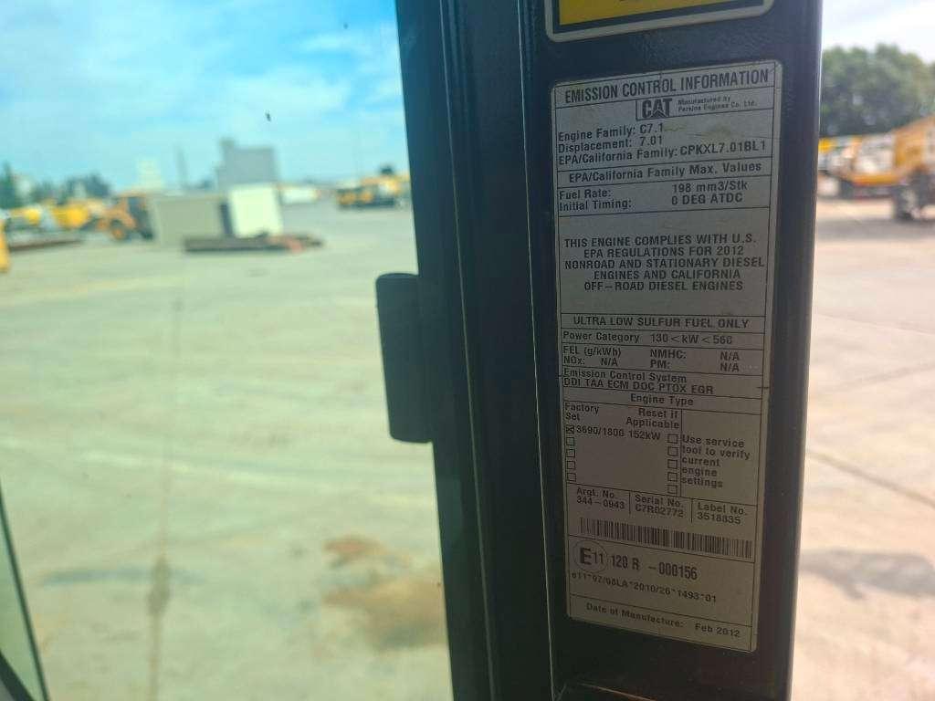 Caterpillar 324EL Photo 21