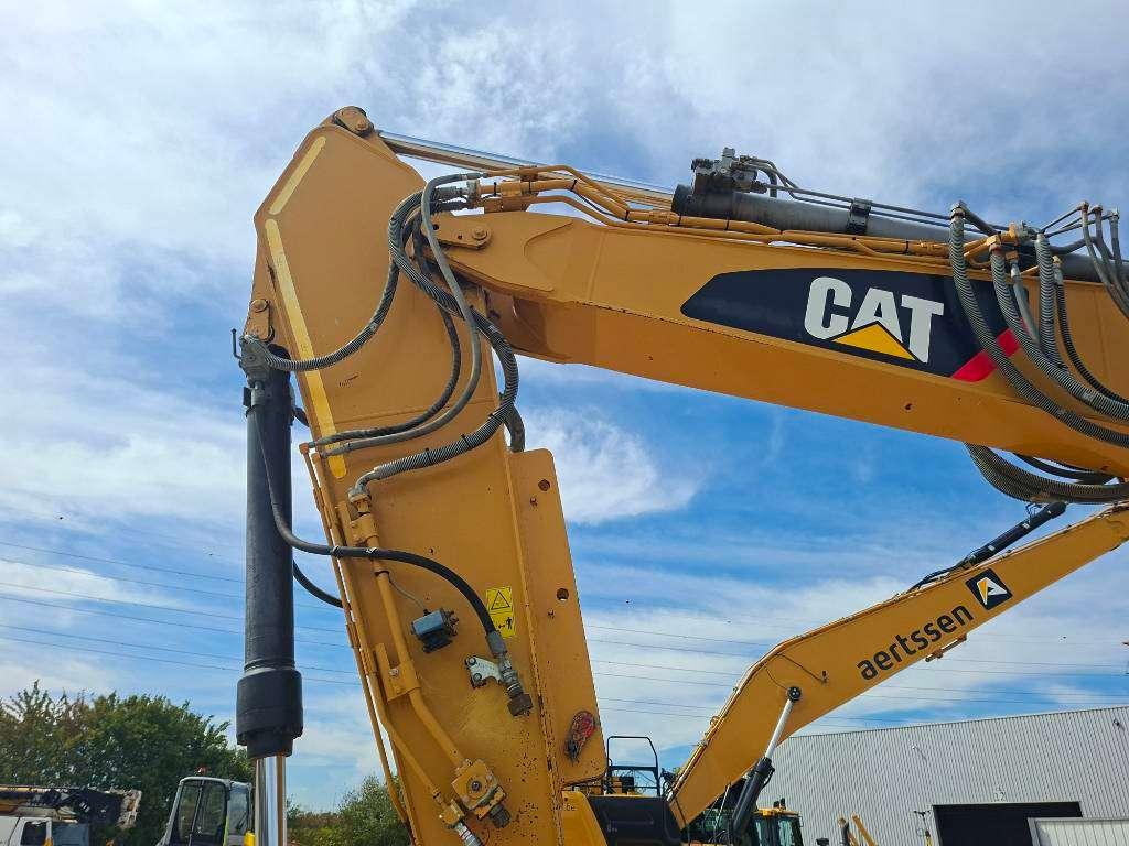 Caterpillar 324EL Photo 8