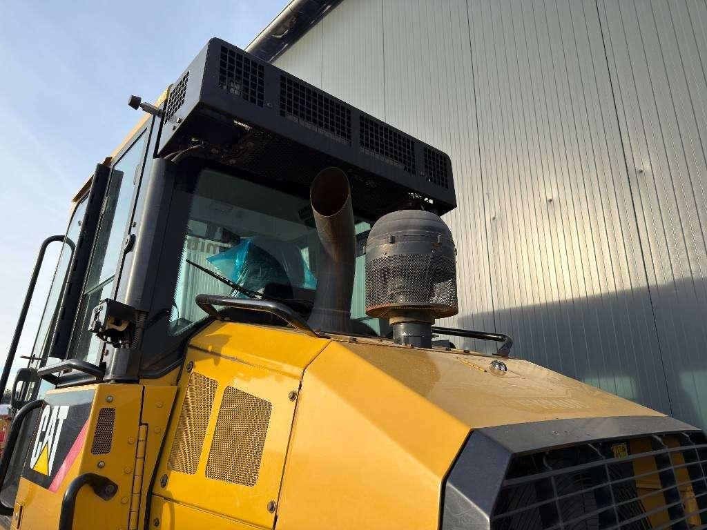 Caterpillar 963K Photo 5
