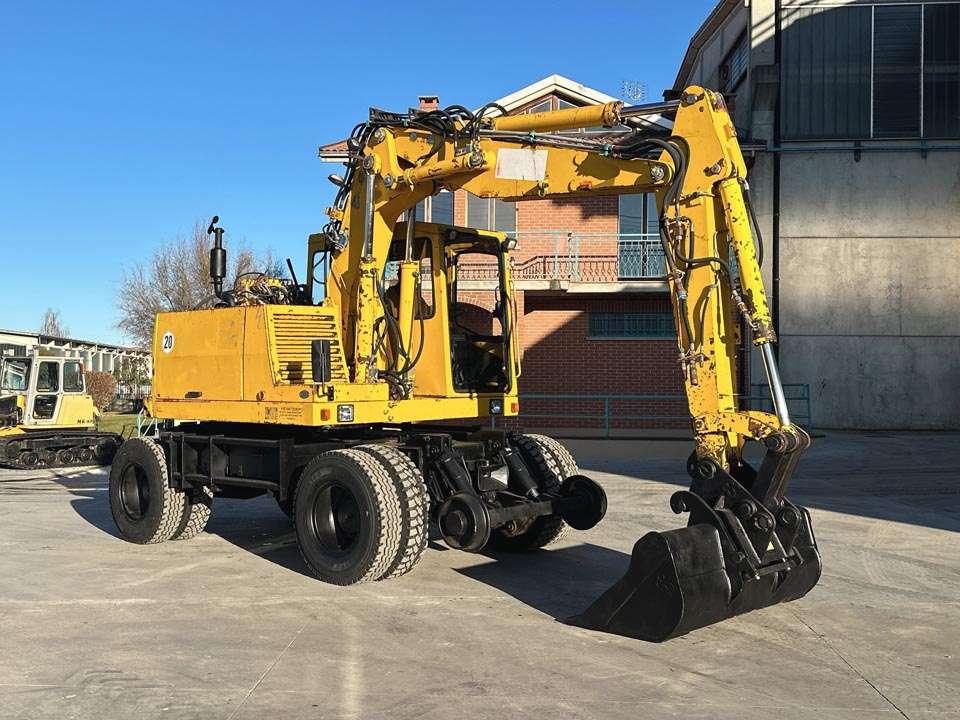 Fuchs MHB 230 ZW 4x4 Photo 18