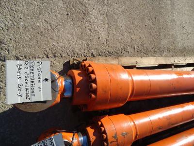 Piston pour pelle (stick) pour Hitachi ZAXIS 210.3 en vente par OLM 90 Srl
