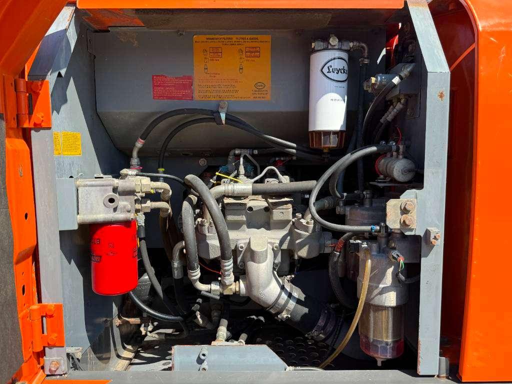 Hitachi ZX 210 LC-3 - Hammer Lines / Quick Coupler Photo 29