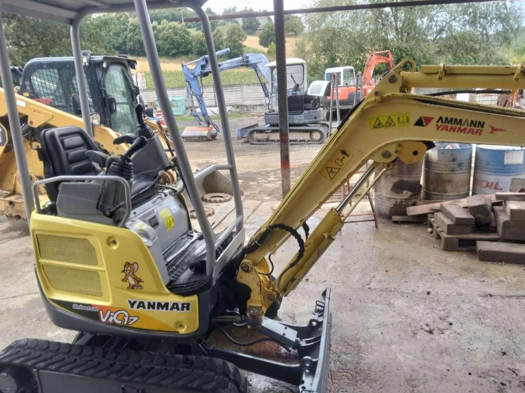 Yanmar vio17 Photo 2