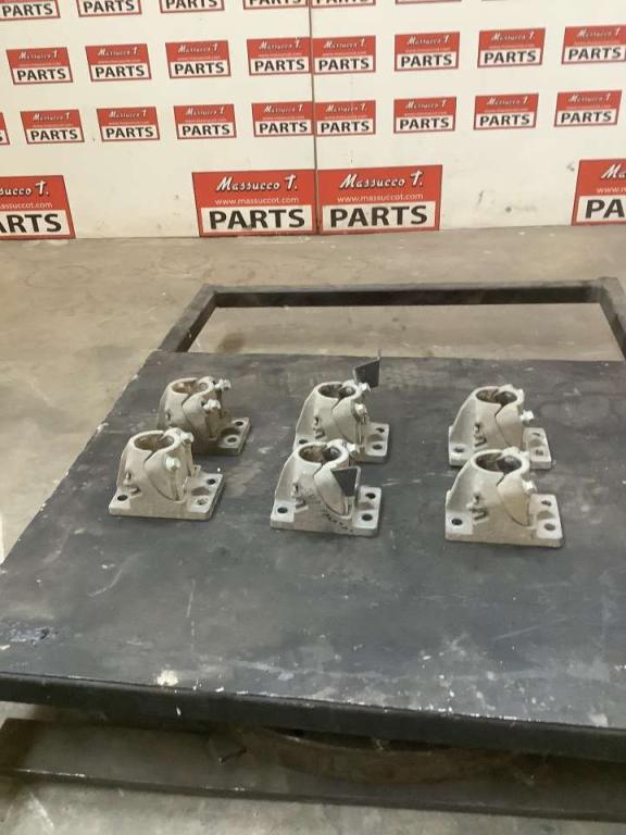 Supporti parafanghi pour Volvo FH16 550 6x4 Photo 2